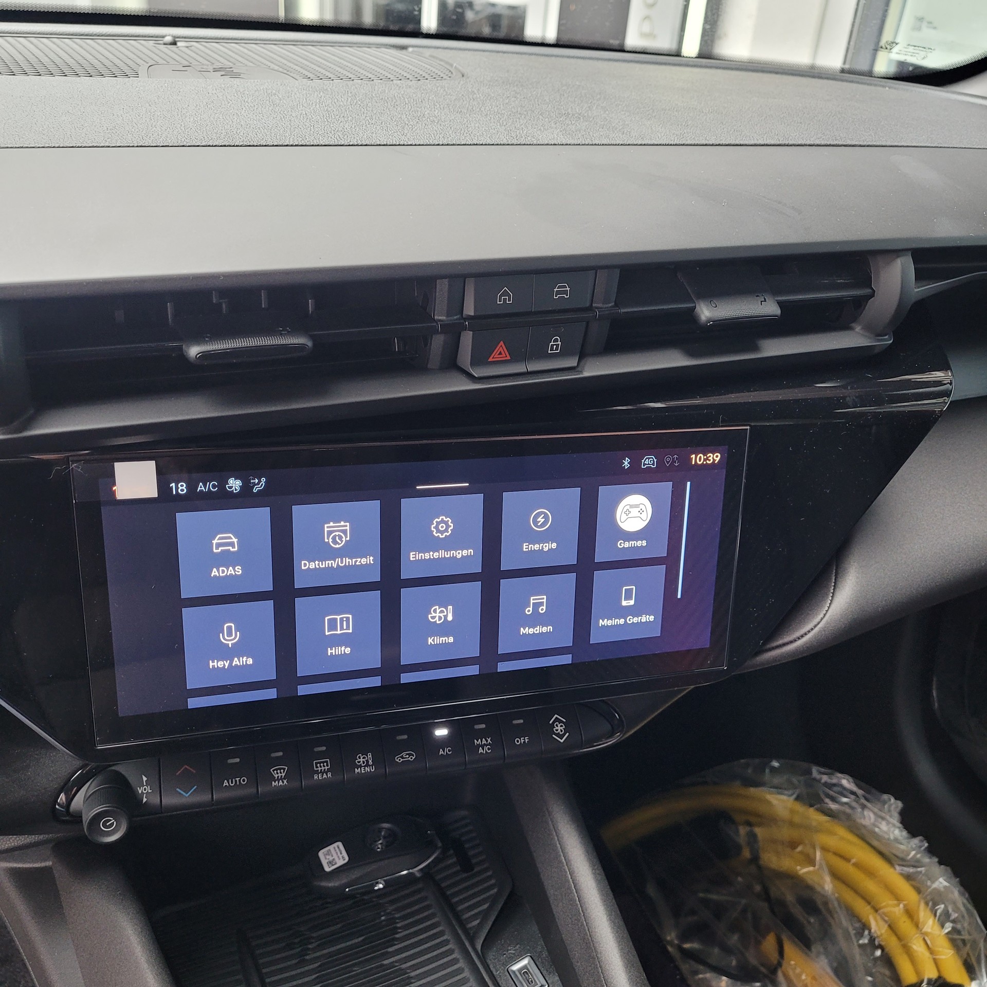 ALFA ROMEO Junior BEV 156 54kWh Speciale-image-12