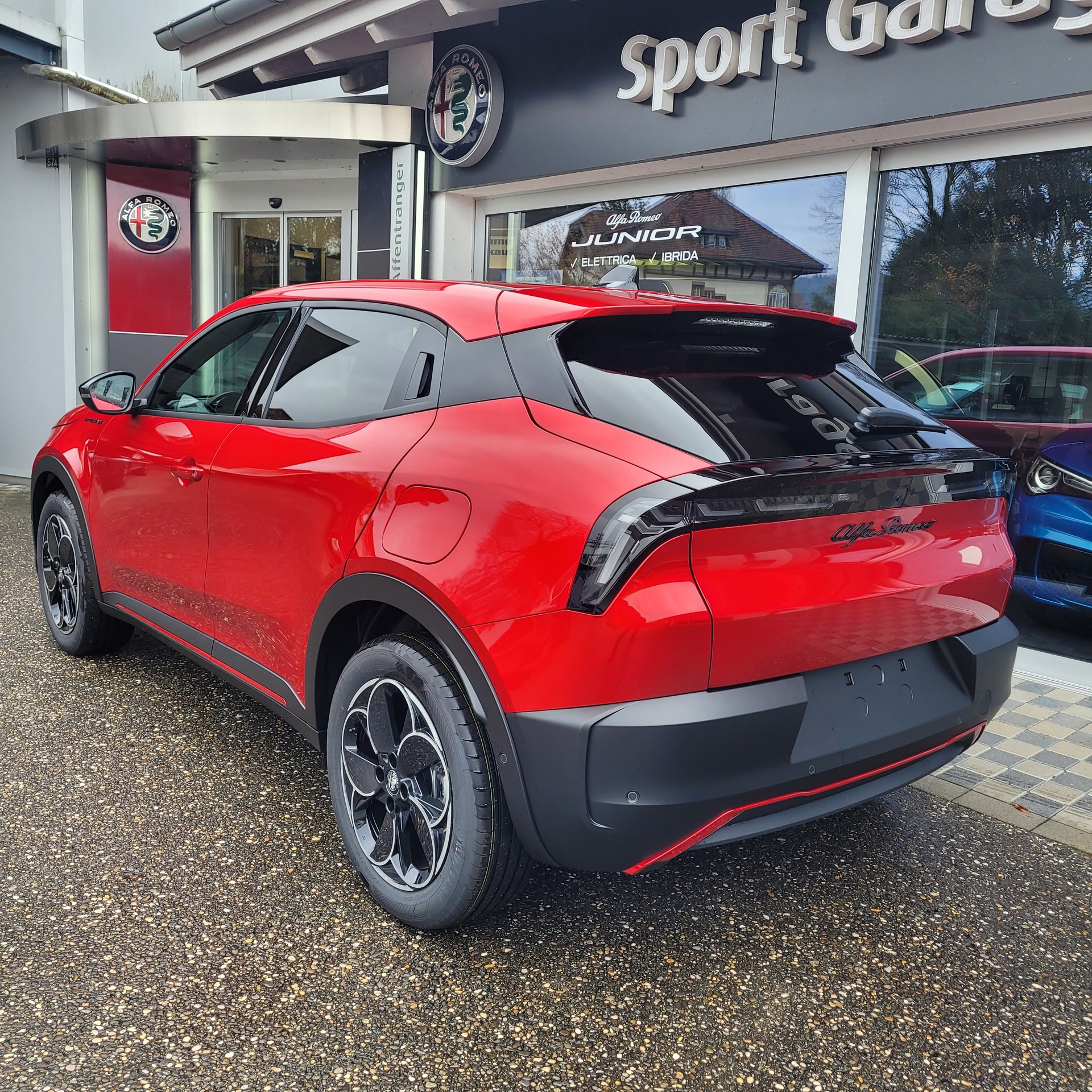 ALFA ROMEO Junior BEV 156 54kWh Speciale-image-2