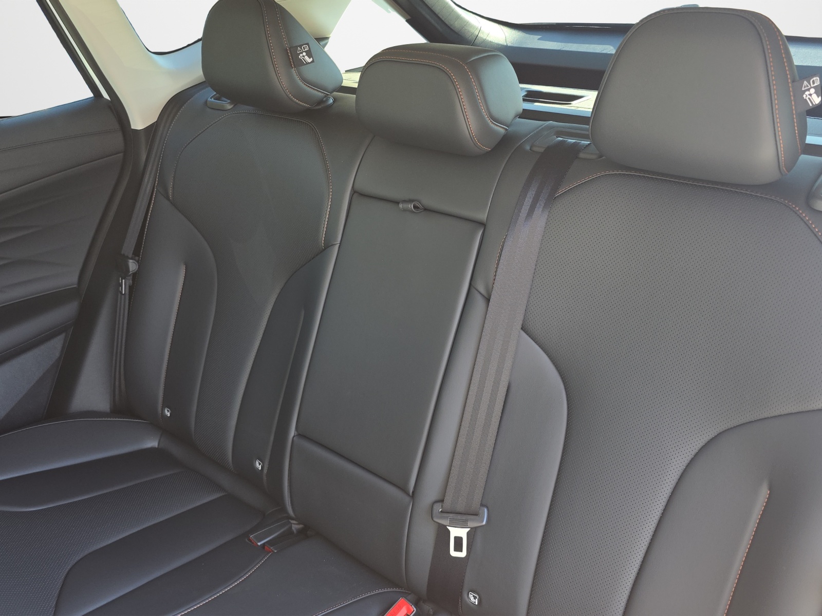 MG HS 1.5 Hybrid Luxury DEMO-image-11