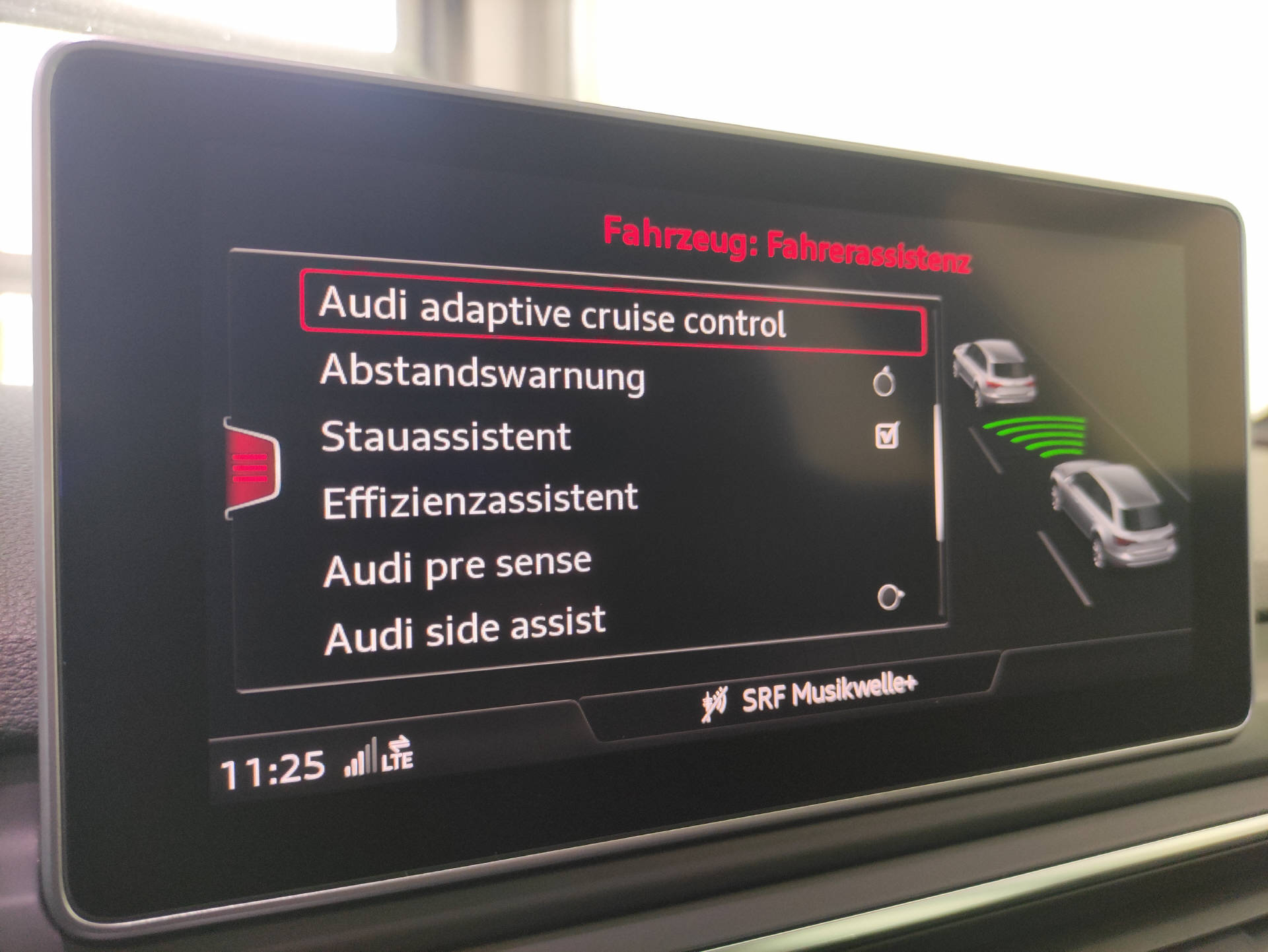 AUDI S4 Avant 3.0 V6 TFSI quattro S-Tronic-image-8