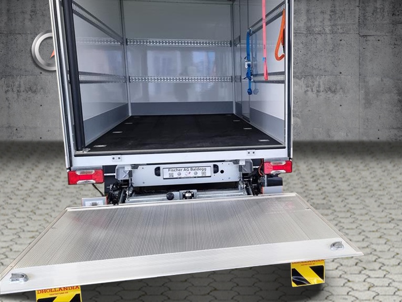 VW Crafter 35 2.0 BiTDI Koffer/Hebebuhne Champion L4-image-4