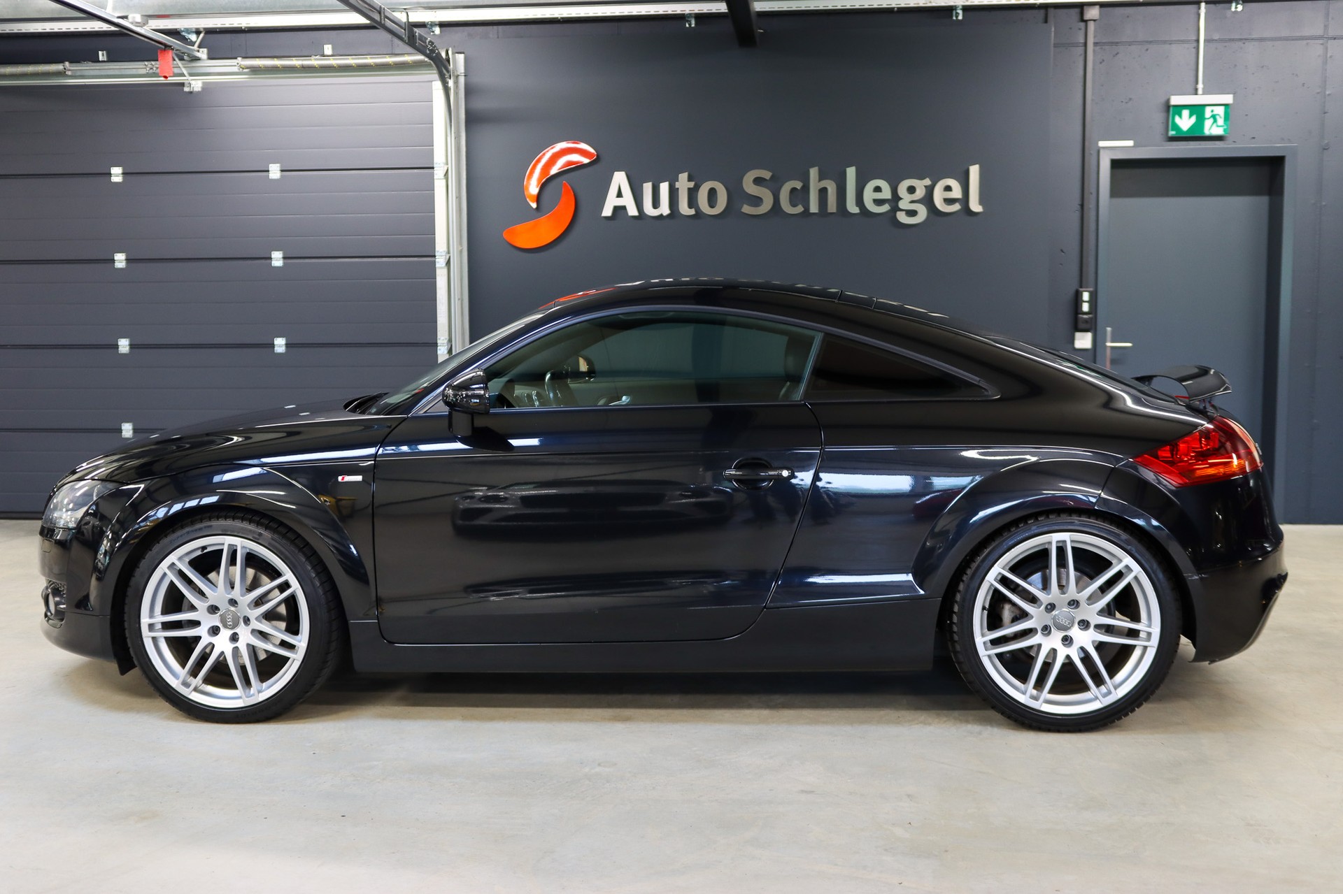 AUDI TT Coupé S-Line 2.0 TFSI-image-2