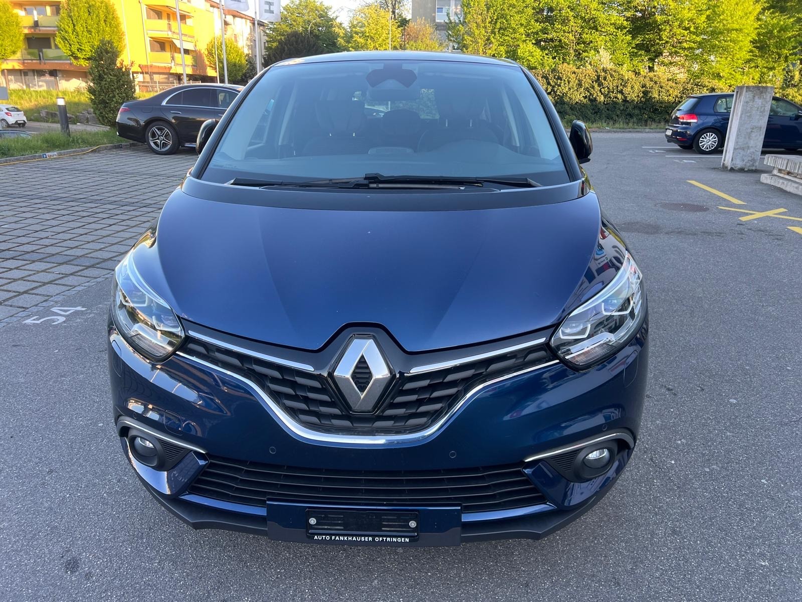 RENAULT Scénic 1.3 16V Turbo Intens-image-1