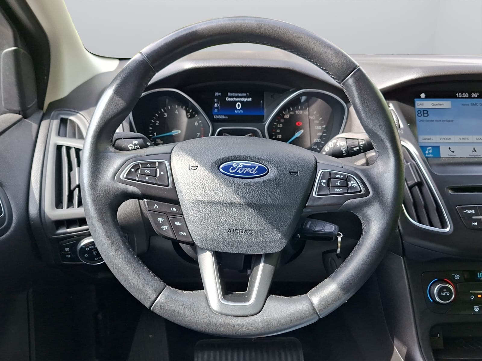 FORD Focus 1.0 SCTi Black Edition-image-13