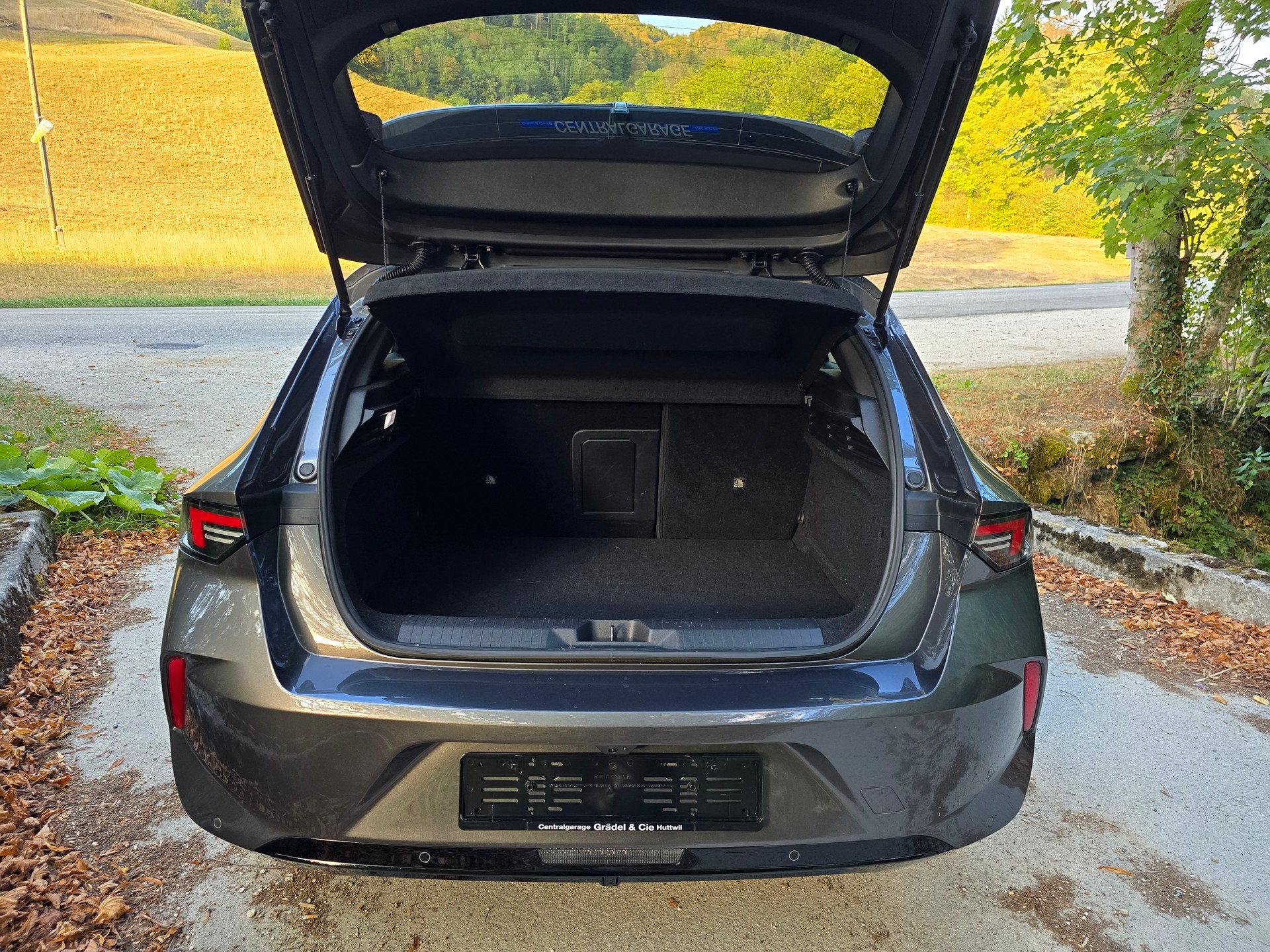 OPEL Astra 1.6 PHEV GS-image-13
