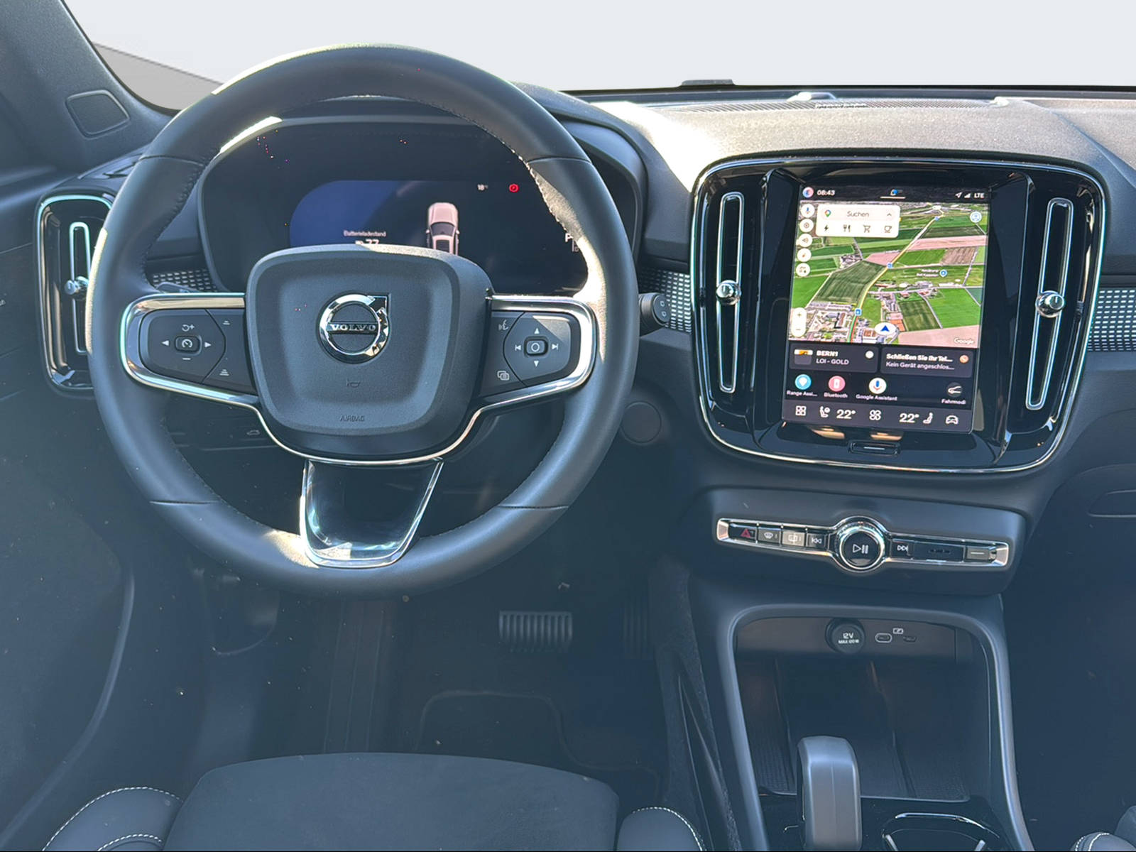 VOLVO EX40 Twin Black Edition AWD-image-12