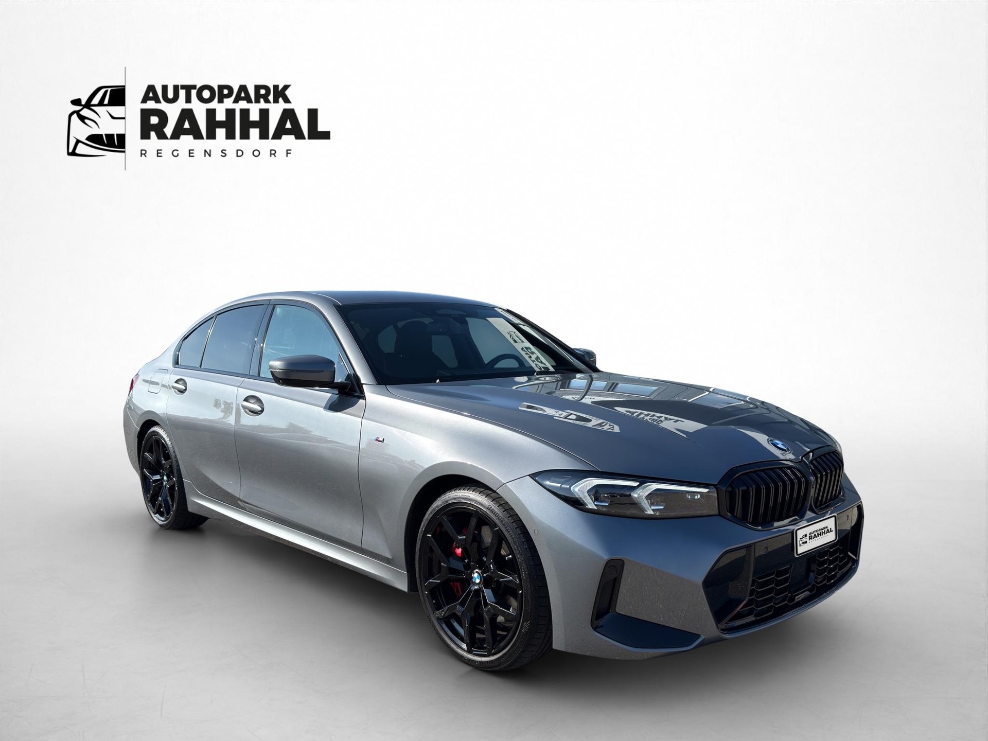 BMW 320d xDrive SAG-showroom-element-3