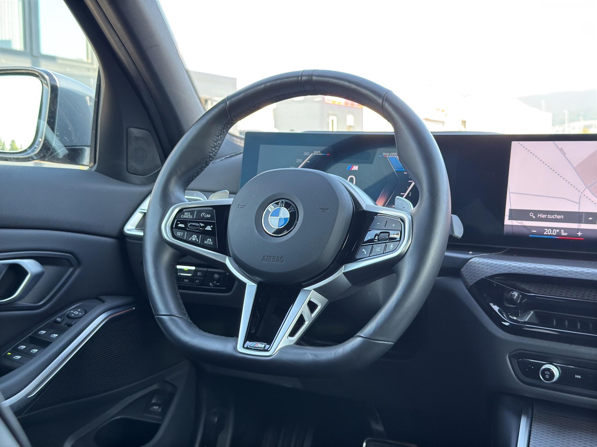 BMW 320d xDrive 48V Steptronic M Sport-image-22