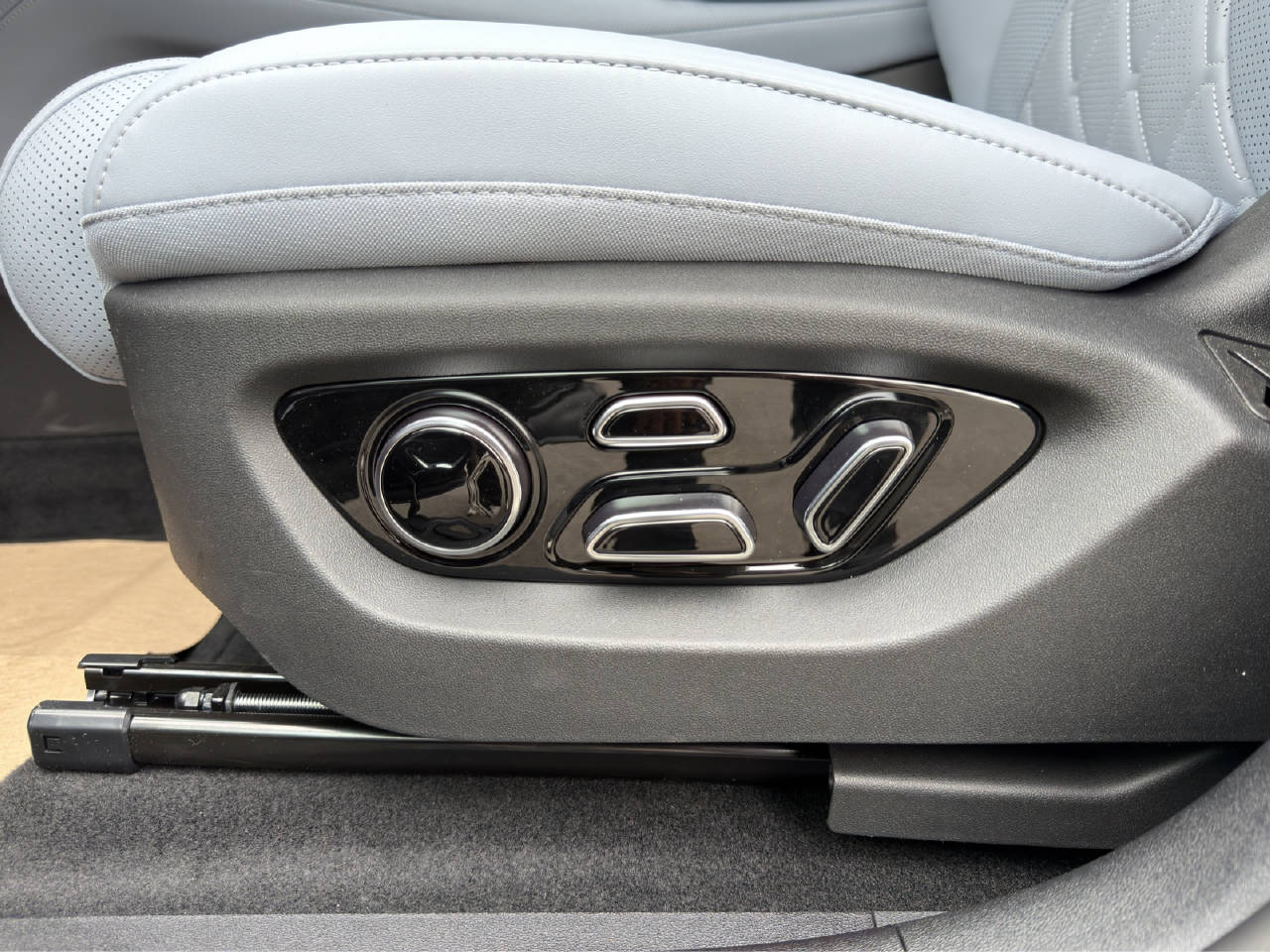 BYD Sealion 7 Excellence AWD-image-13