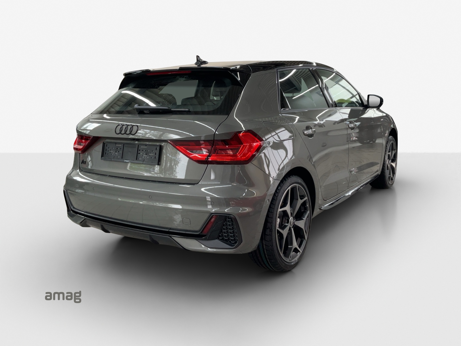 AUDI A1 Sportback 30 TFSI S Line Attraction S-tronic-image-4