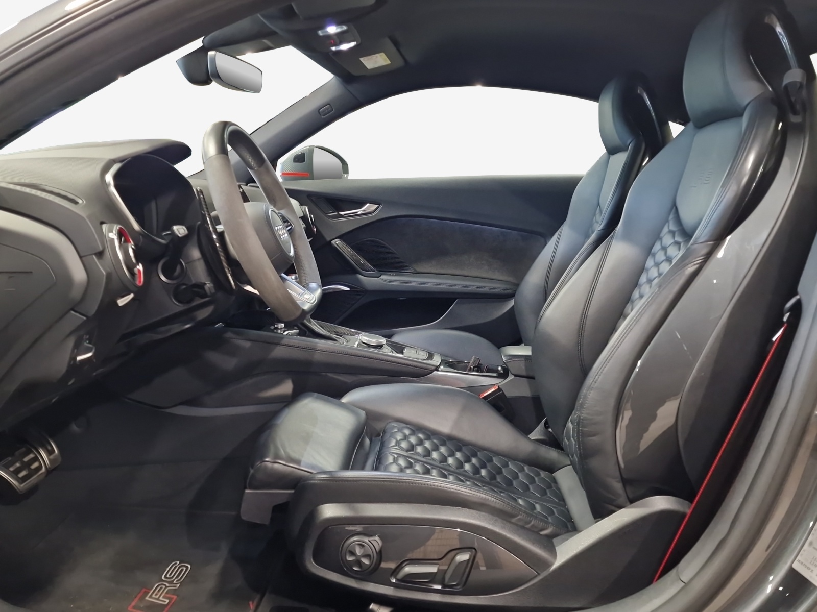 AUDI TT Coupé TTRS quattro S-tronic-image-7