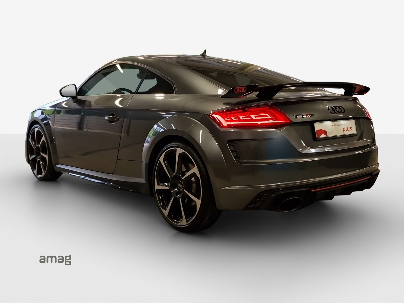 AUDI TT Coupé TTRS quattro S-tronic-image-2