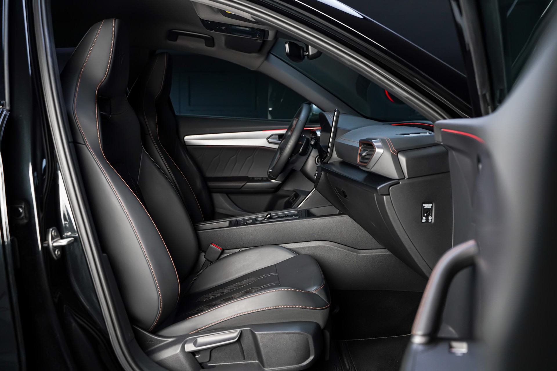 CUPRA Formentor 1.4 e-HYBRID pHEV VZ DSG-image-16