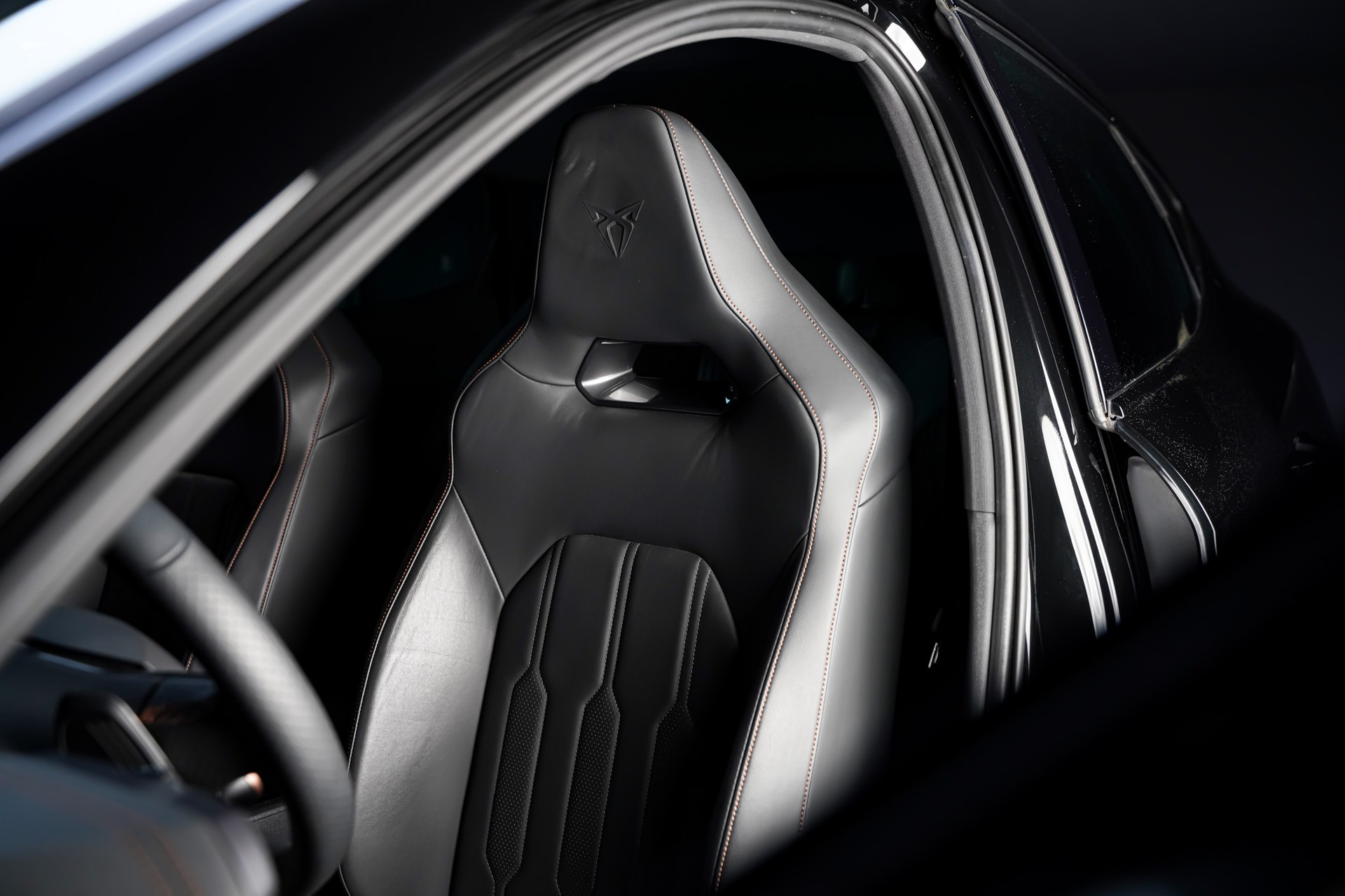 CUPRA Formentor 1.4 e-HYBRID pHEV VZ DSG-image-12