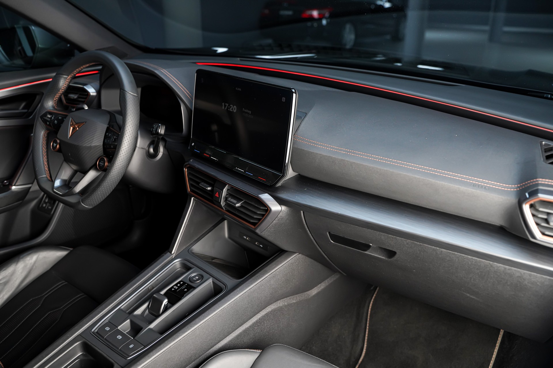 CUPRA Formentor 1.4 e-HYBRID pHEV VZ DSG-image-17