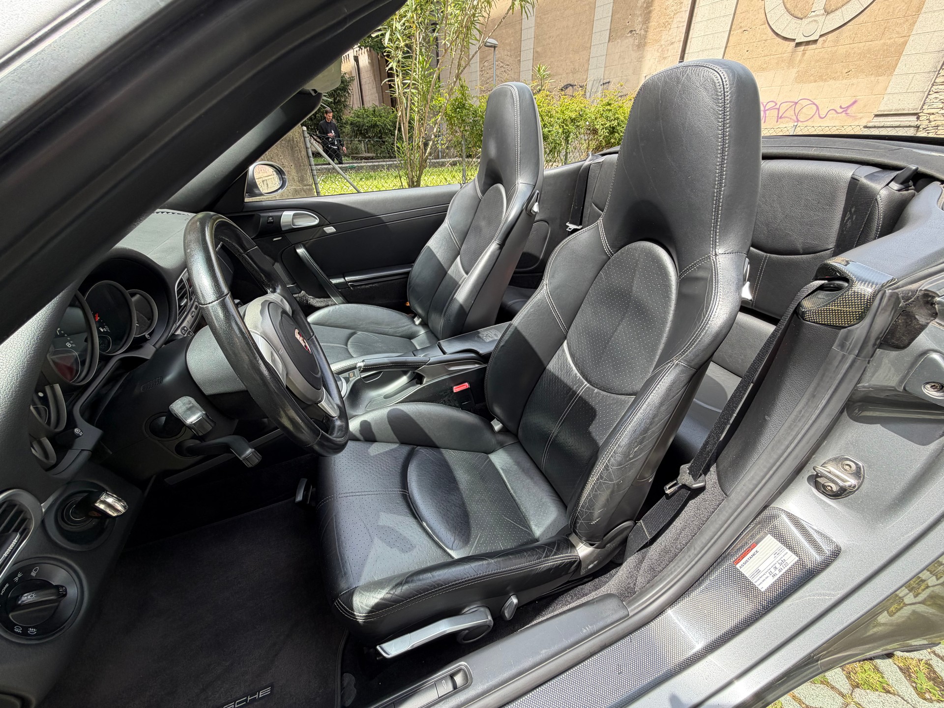PORSCHE 911 Cabrio Carrera 4S-image-8