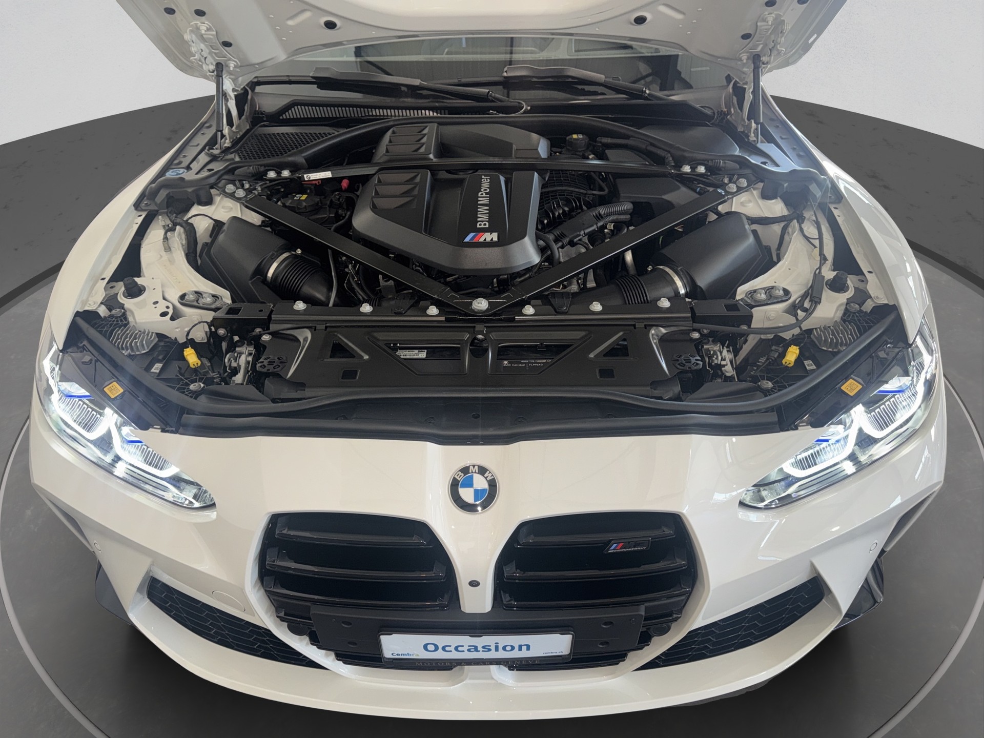 BMW M3 Competition M xDrive-image-18