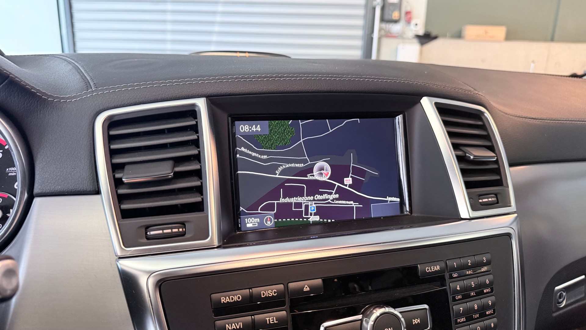 MERCEDES-BENZ GL 350 V6 CDI BlueTec-image-17