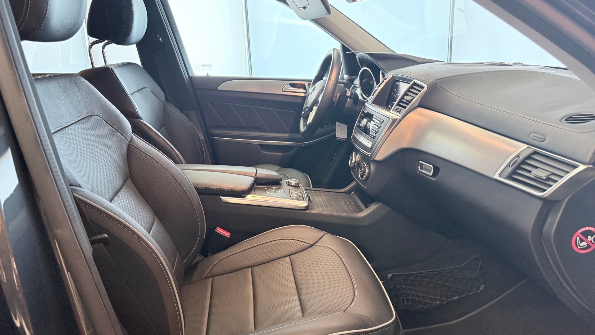 MERCEDES-BENZ GL 350 V6 CDI BlueTec-image-26