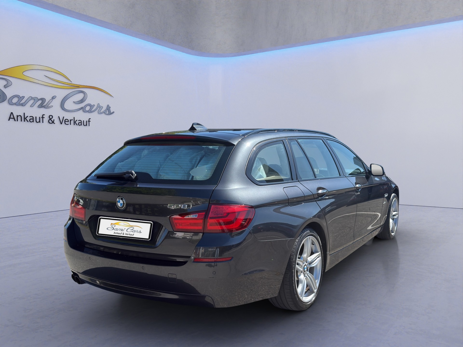 BMW 528i xDrive Touring Steptronic-image-5