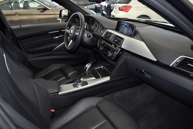 BMW 340i xDrive SAG-image-4