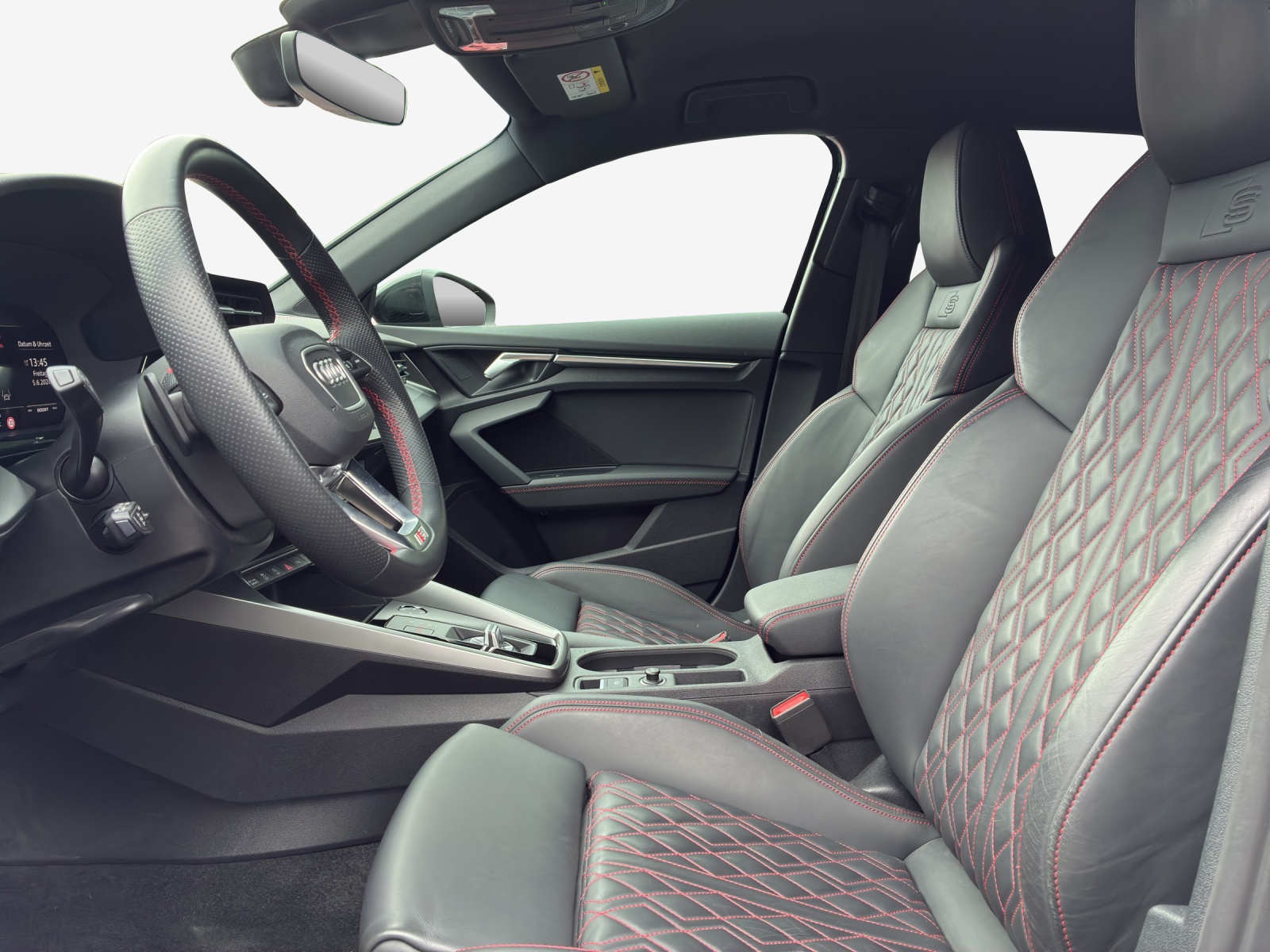 AUDI S3 Sportback 2.0 TFSI quattro S-tronic-image-7