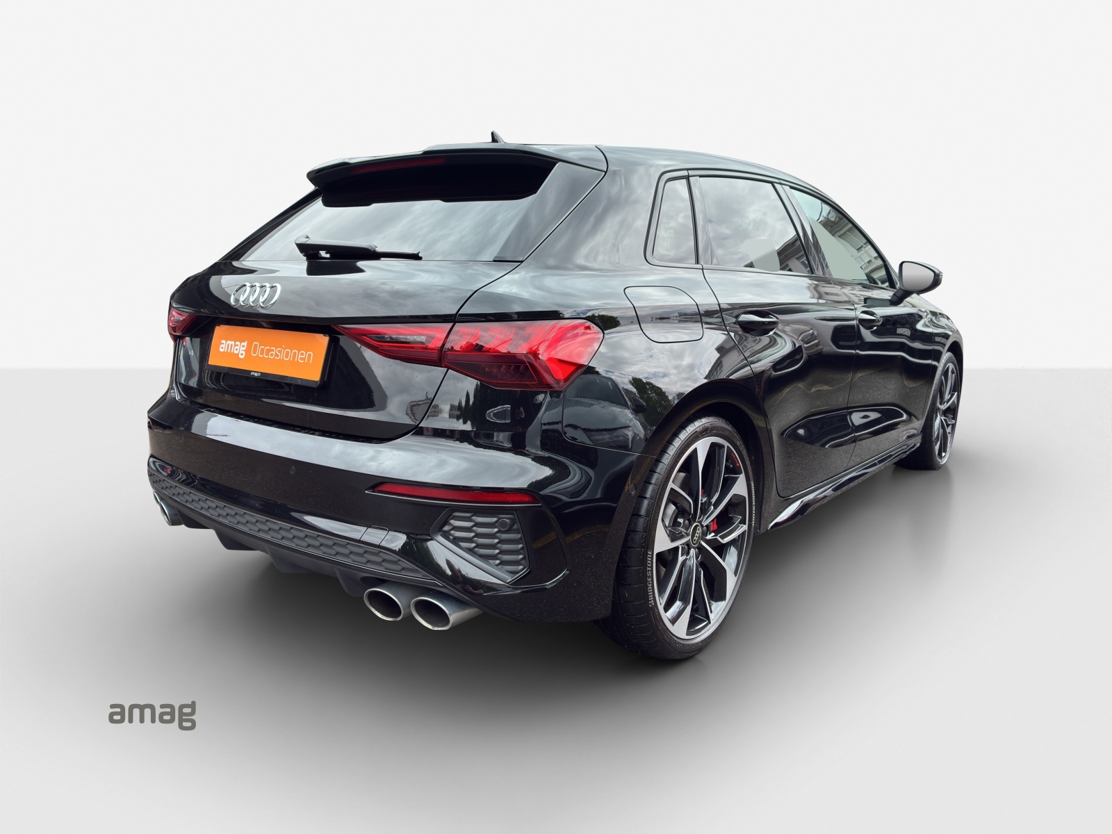AUDI S3 Sportback 2.0 TFSI quattro S-tronic-image-4