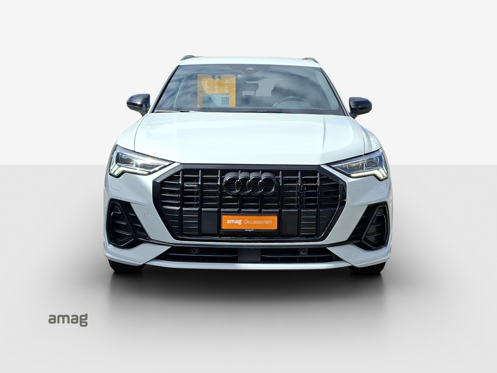 AUDI Q3 Sportback 40 TDI S line quattro S-tronic-image-6