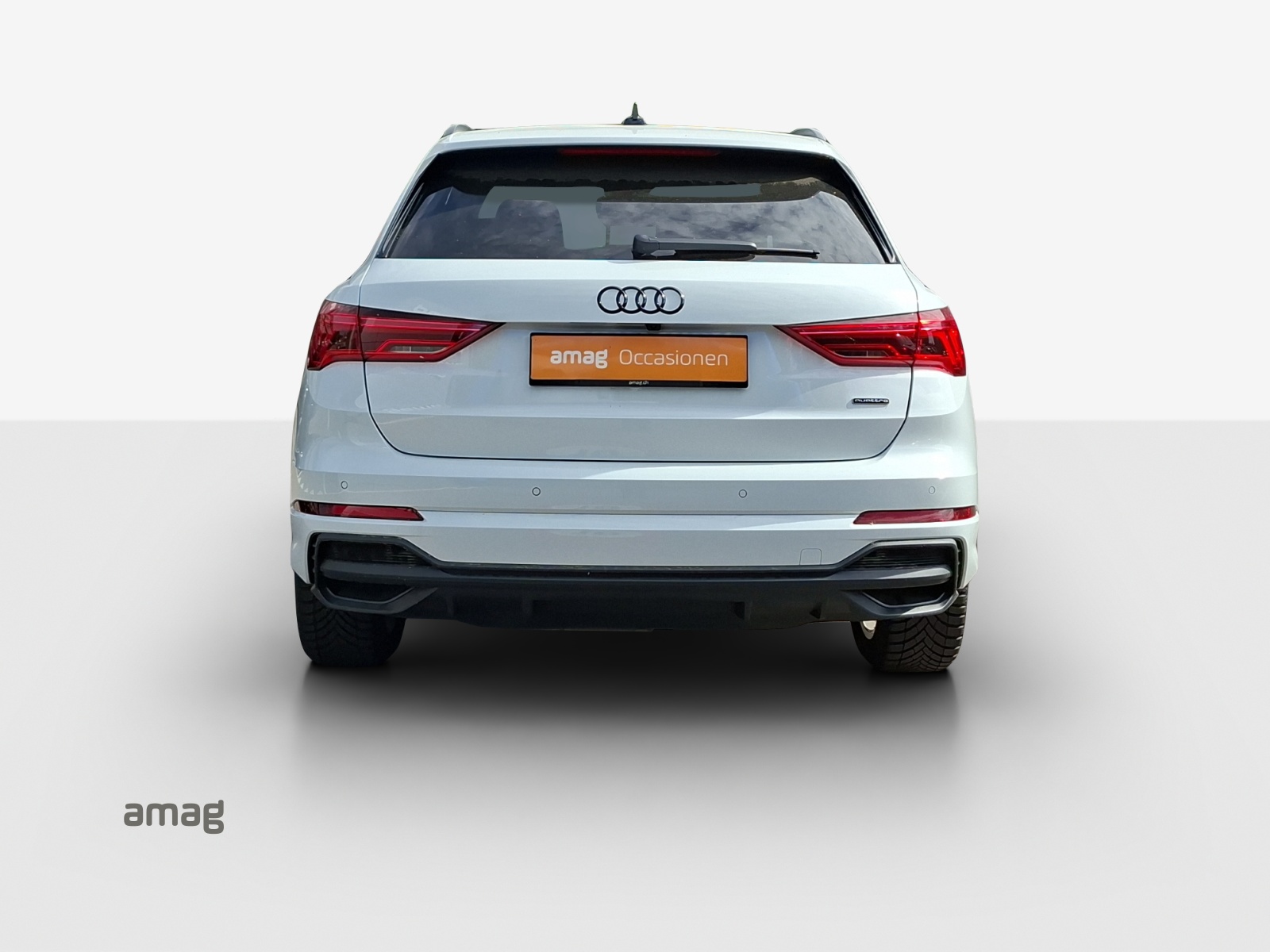 AUDI Q3 Sportback 40 TDI S line quattro S-tronic-image-3
