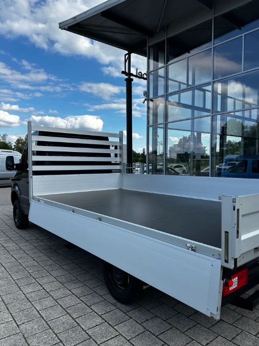 MERCEDES-BENZ Sprinter 319 CDI Standard 9G-TRONIC 4x4-image-18
