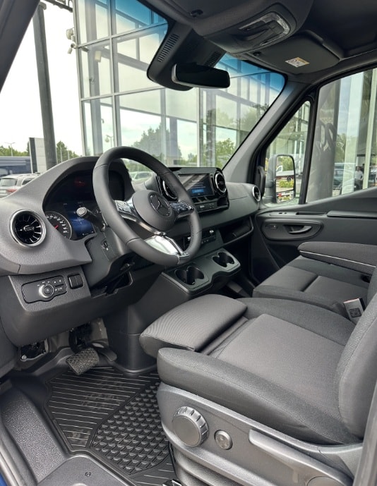 MERCEDES-BENZ Sprinter 319 CDI Standard 9G-TRONIC 4x4-image-8