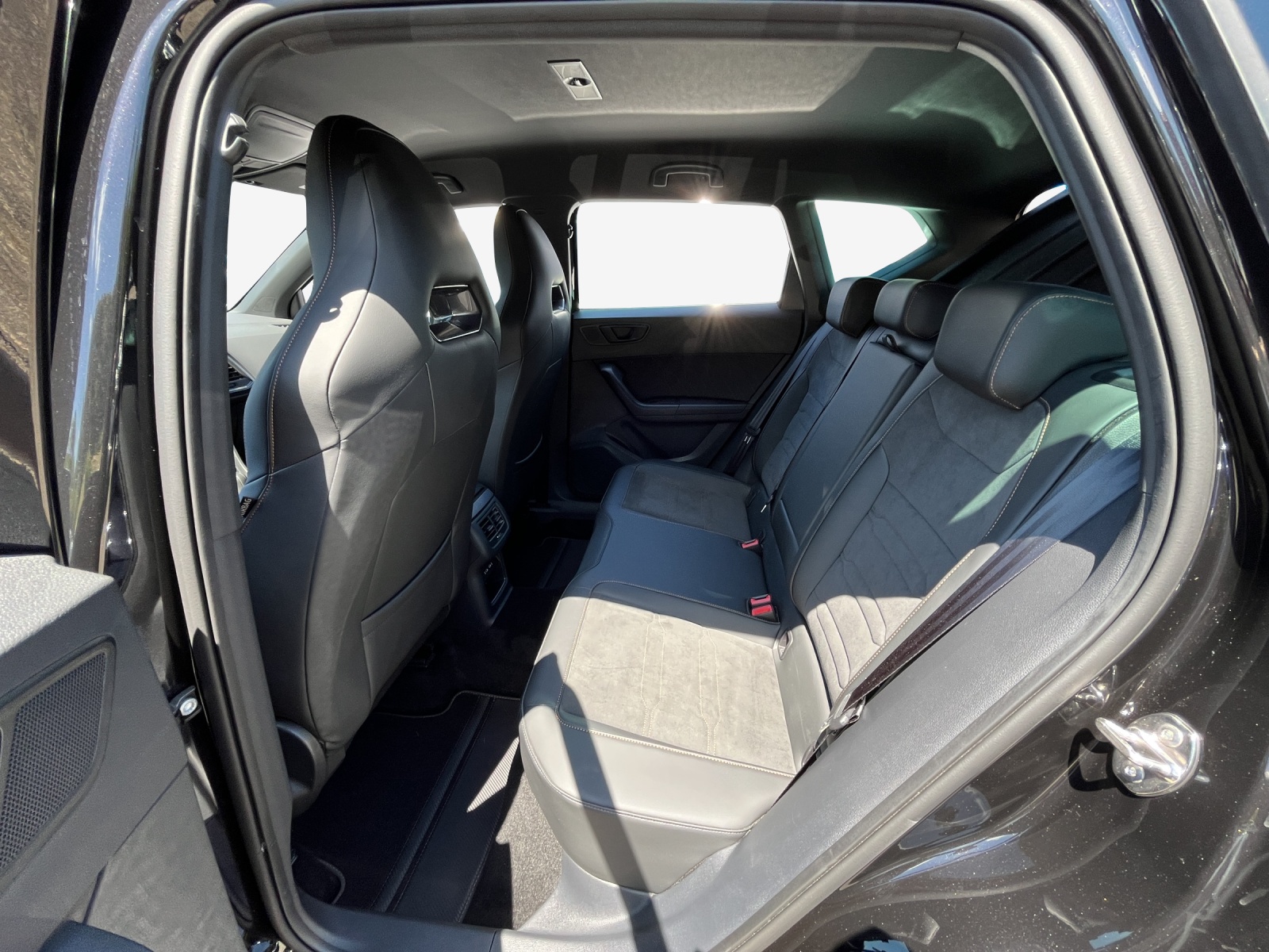 CUPRA Ateca 2.0TSI 4Drive DSG-image-11