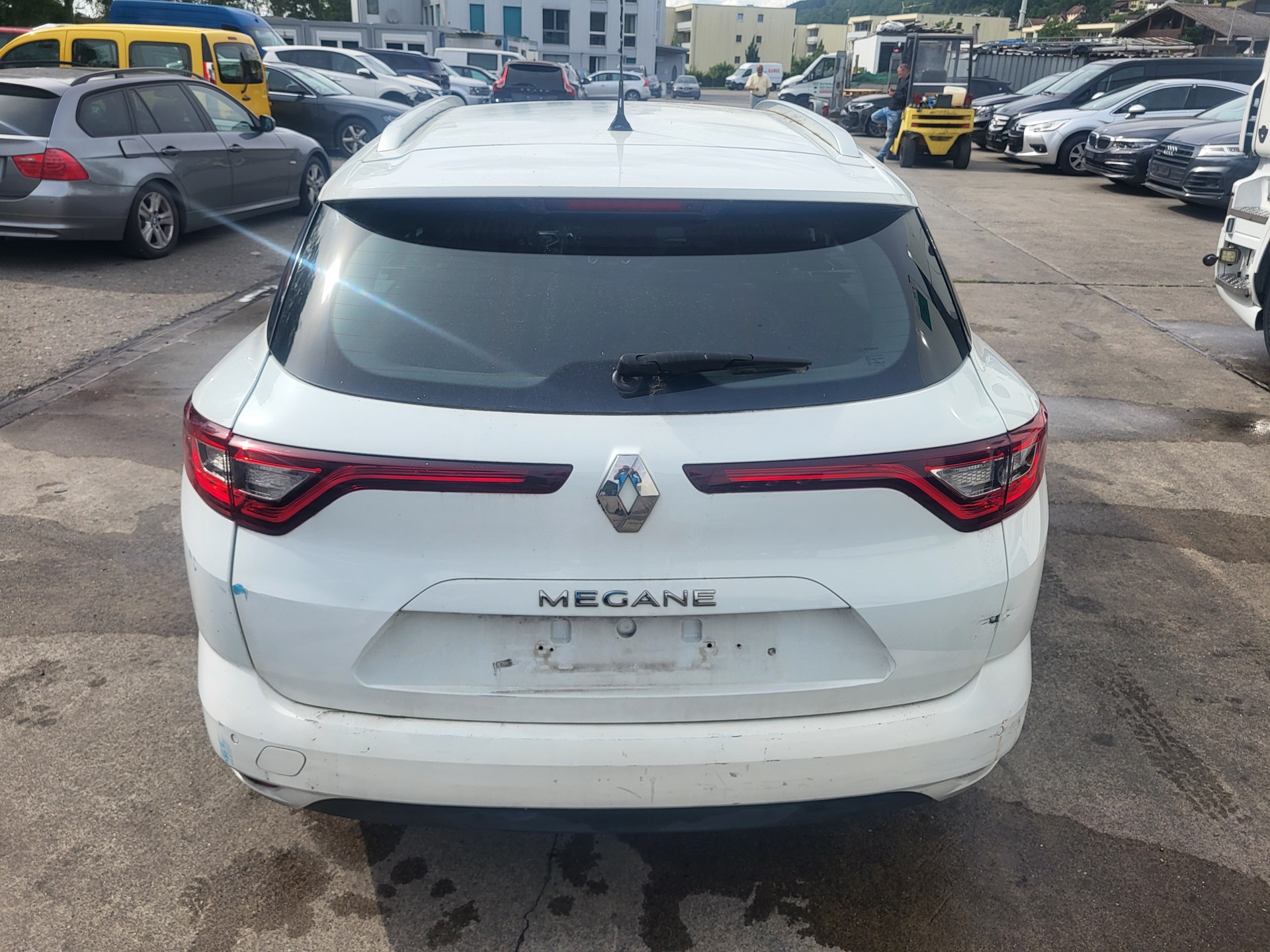 RENAULT Mégane Grandtour 1.5 dCi Business EDC-image-5