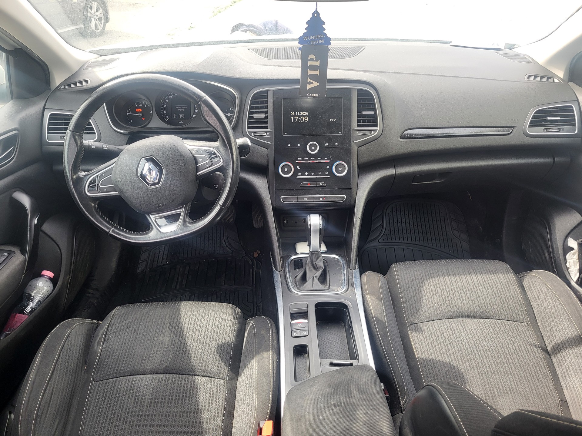 RENAULT Mégane Grandtour 1.5 dCi Business EDC-image-7