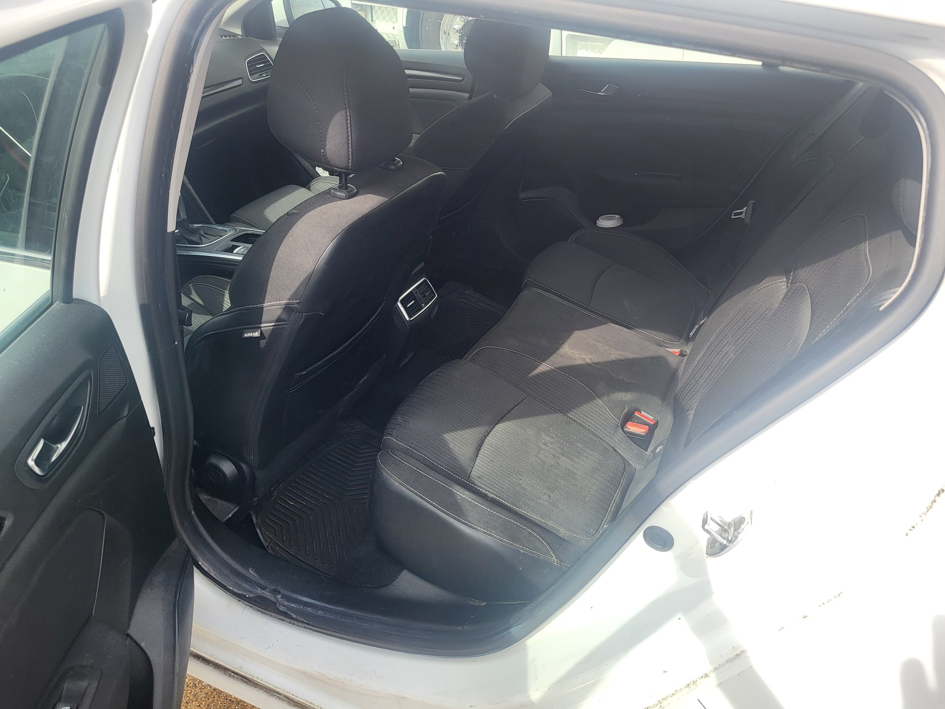 RENAULT Mégane Grandtour 1.5 dCi Business EDC-image-12