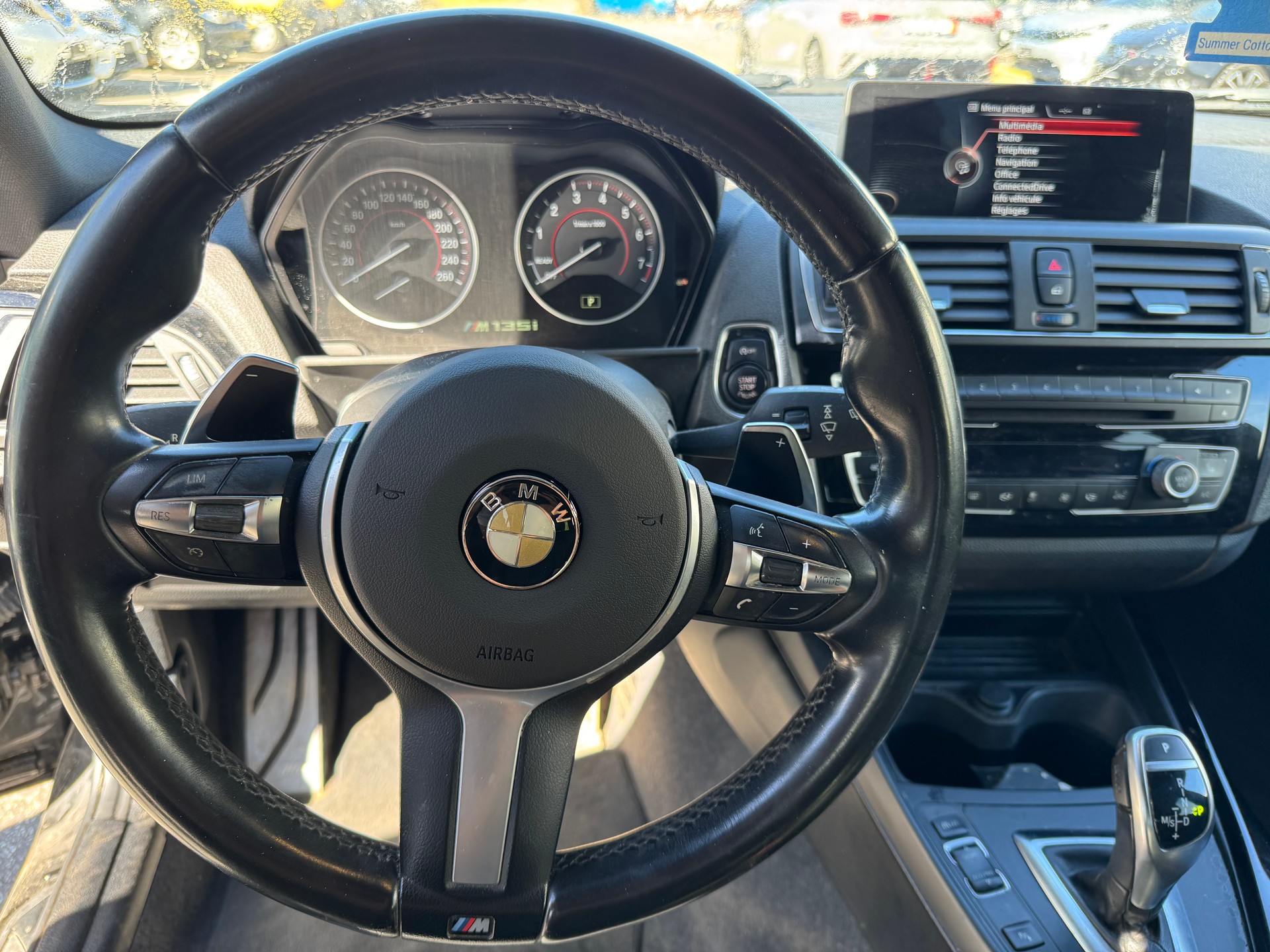 BMW M135i xDrive Steptronic-image-10