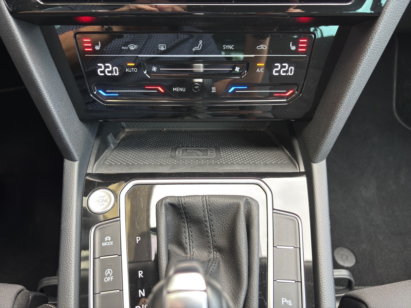 VW Passat Alltrack 2.0 TDI 4Motion DSG mit AHK, Standheizung & Winterräder-image-18