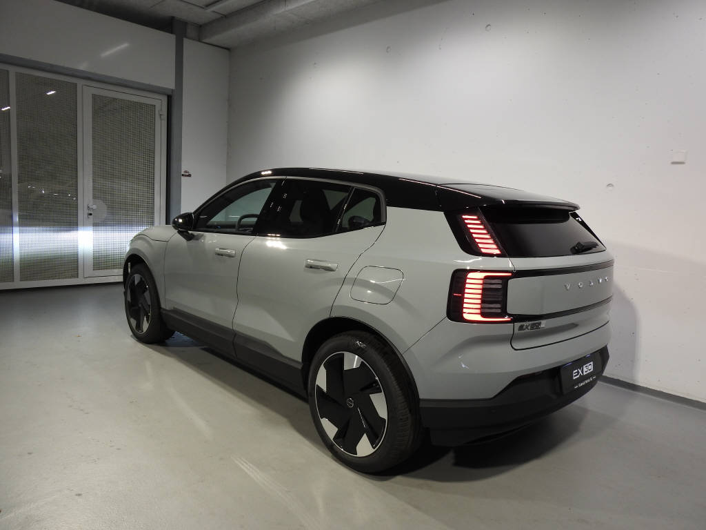 VOLVO EX 30 E60 Plus-image-3
