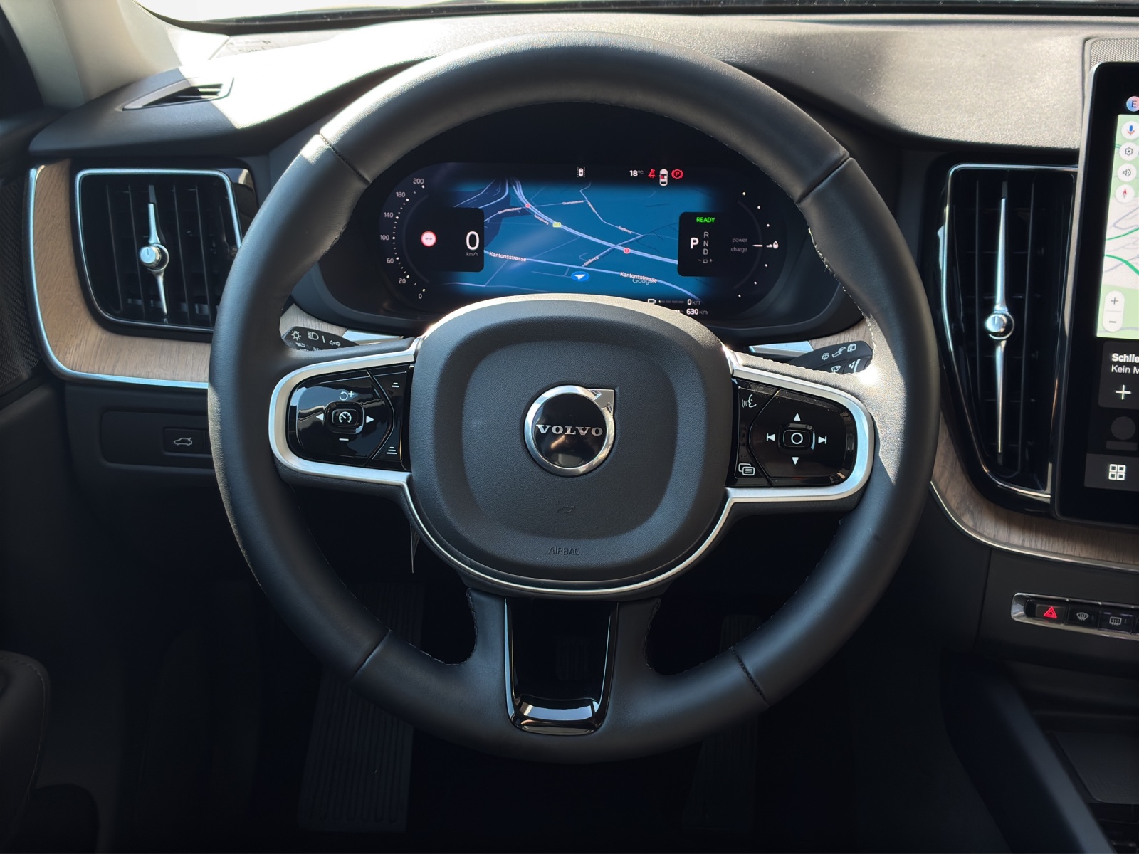 VOLVO XC60 2.0 T8 TE Plus Dark eAWD-image-11