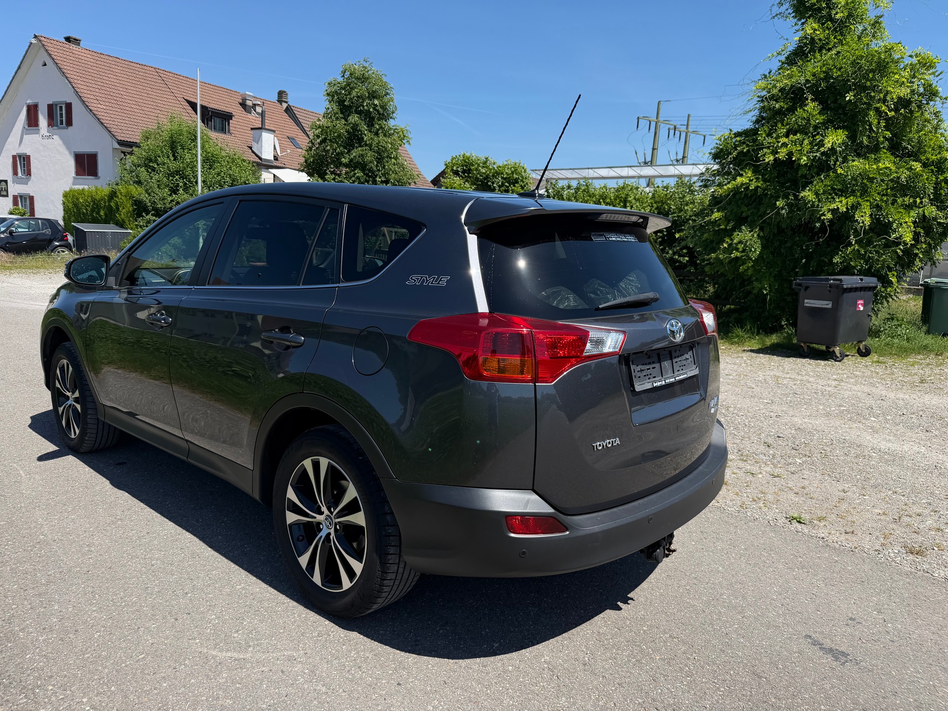 TOYOTA RAV-4 2.0 16V Style Multidrive S/ FRISCH AB MFK & SERVICE. SEHR GUTE ZUSTAND. AHK.1500kg-image-3