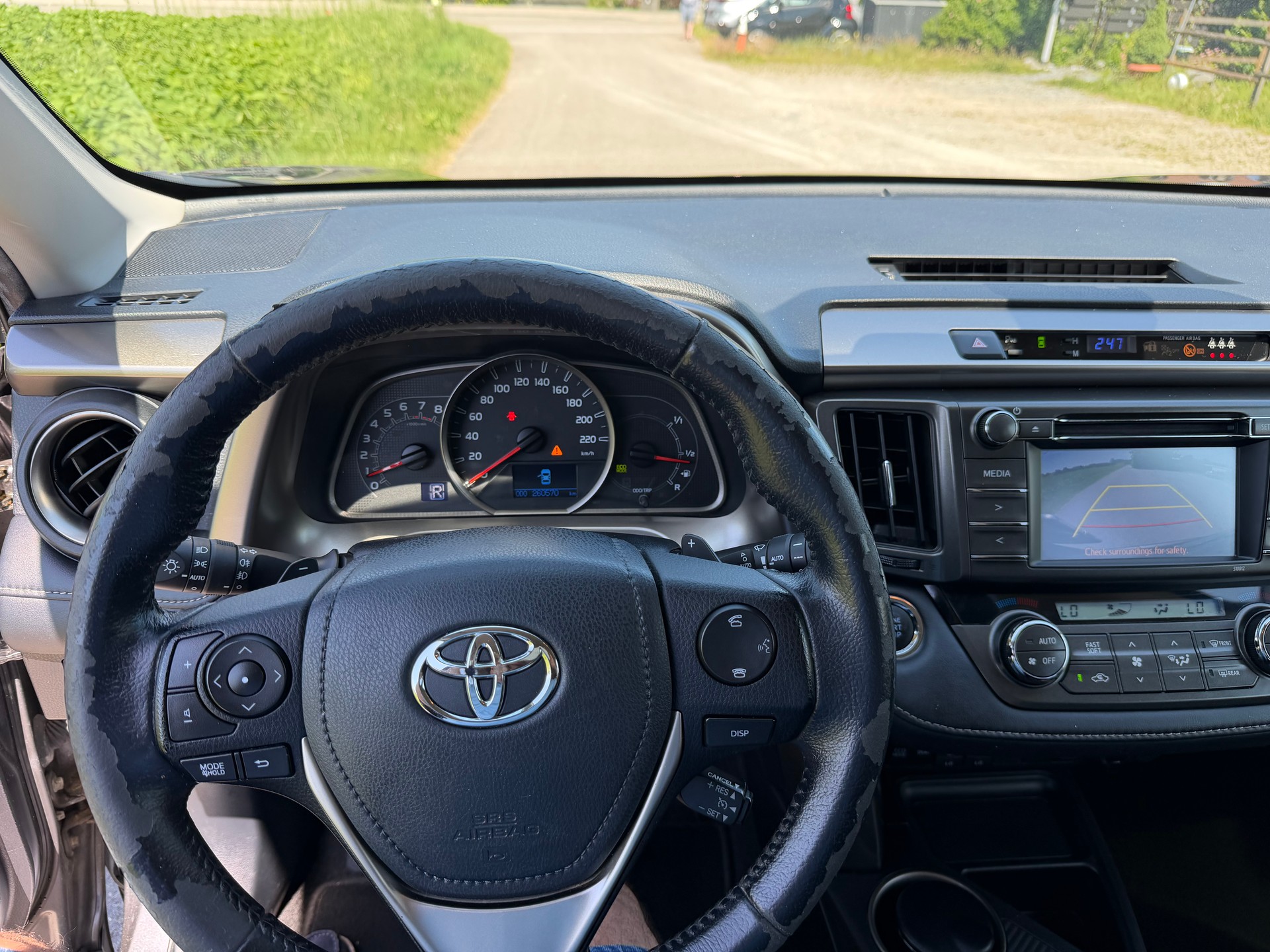 TOYOTA RAV-4 2.0 16V Style Multidrive S/ FRISCH AB MFK & SERVICE. SEHR GUTE ZUSTAND. AHK.1500kg-image-14