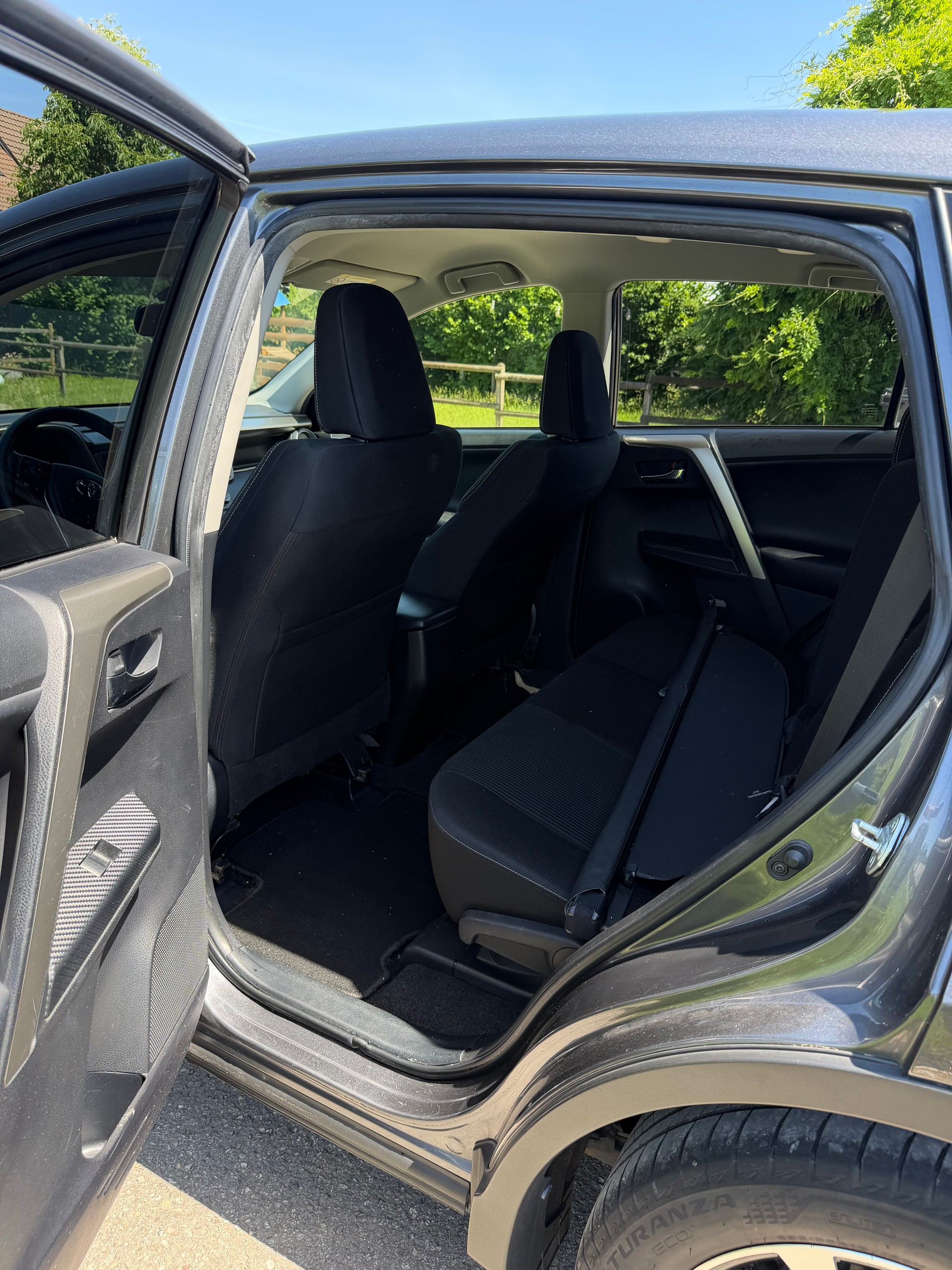 TOYOTA RAV-4 2.0 16V Style Multidrive S/ FRISCH AB MFK & SERVICE. SEHR GUTE ZUSTAND. AHK.1500kg-image-10