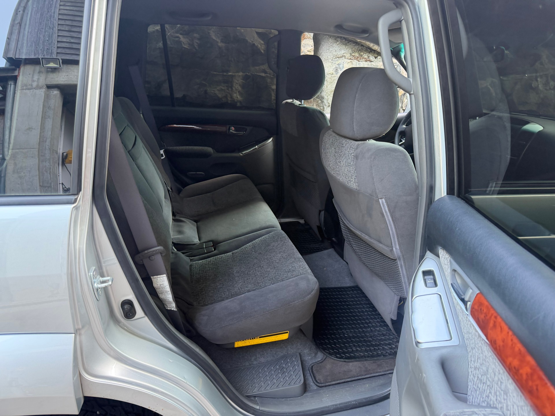 TOYOTA Land Cruiser 3.0 TD Linea Sol Executive-image-10