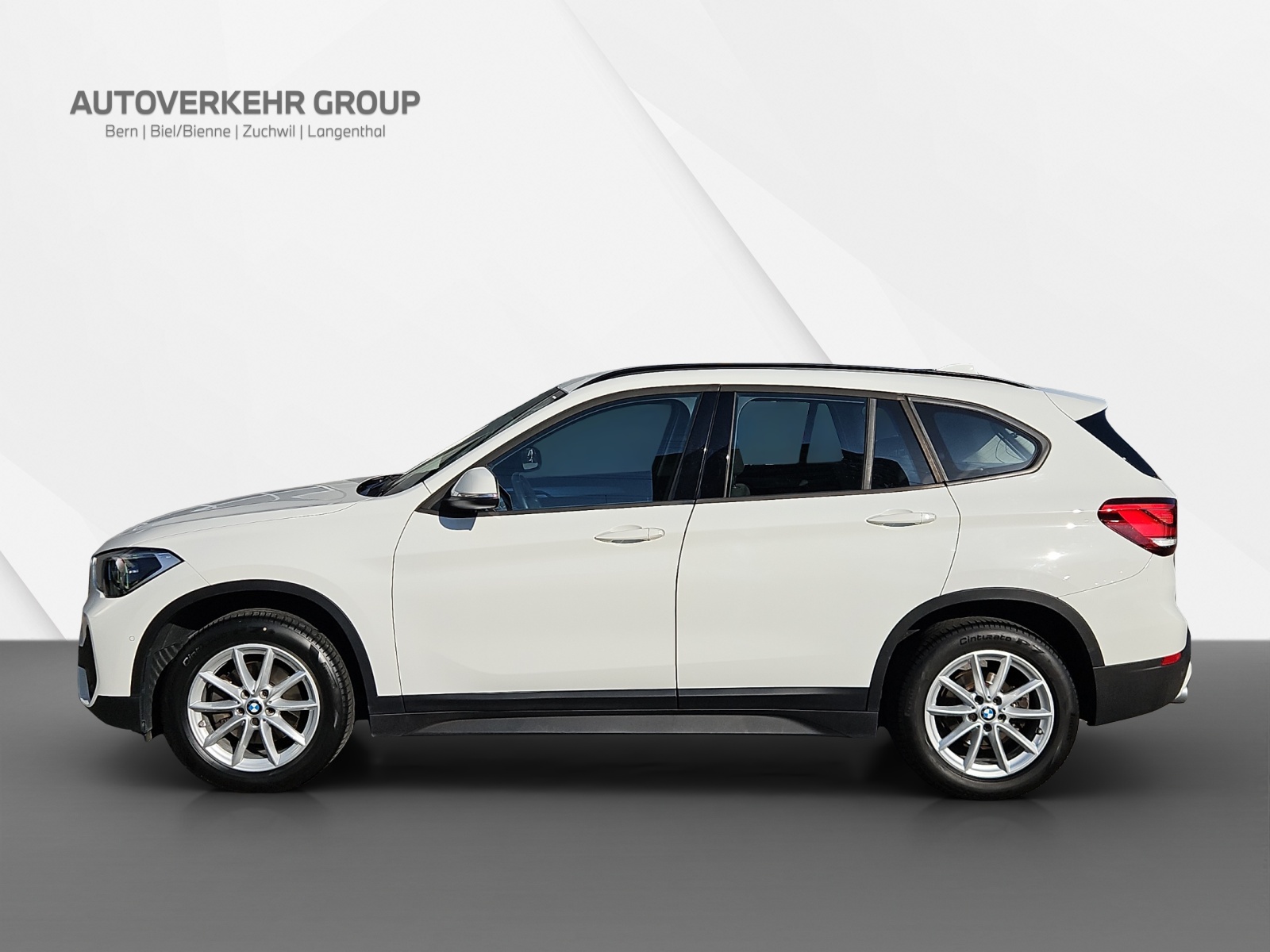 BMW X1 sDrive 18i-image-2