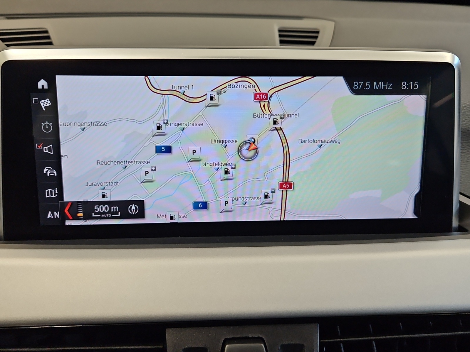 BMW X1 sDrive 18i-image-17