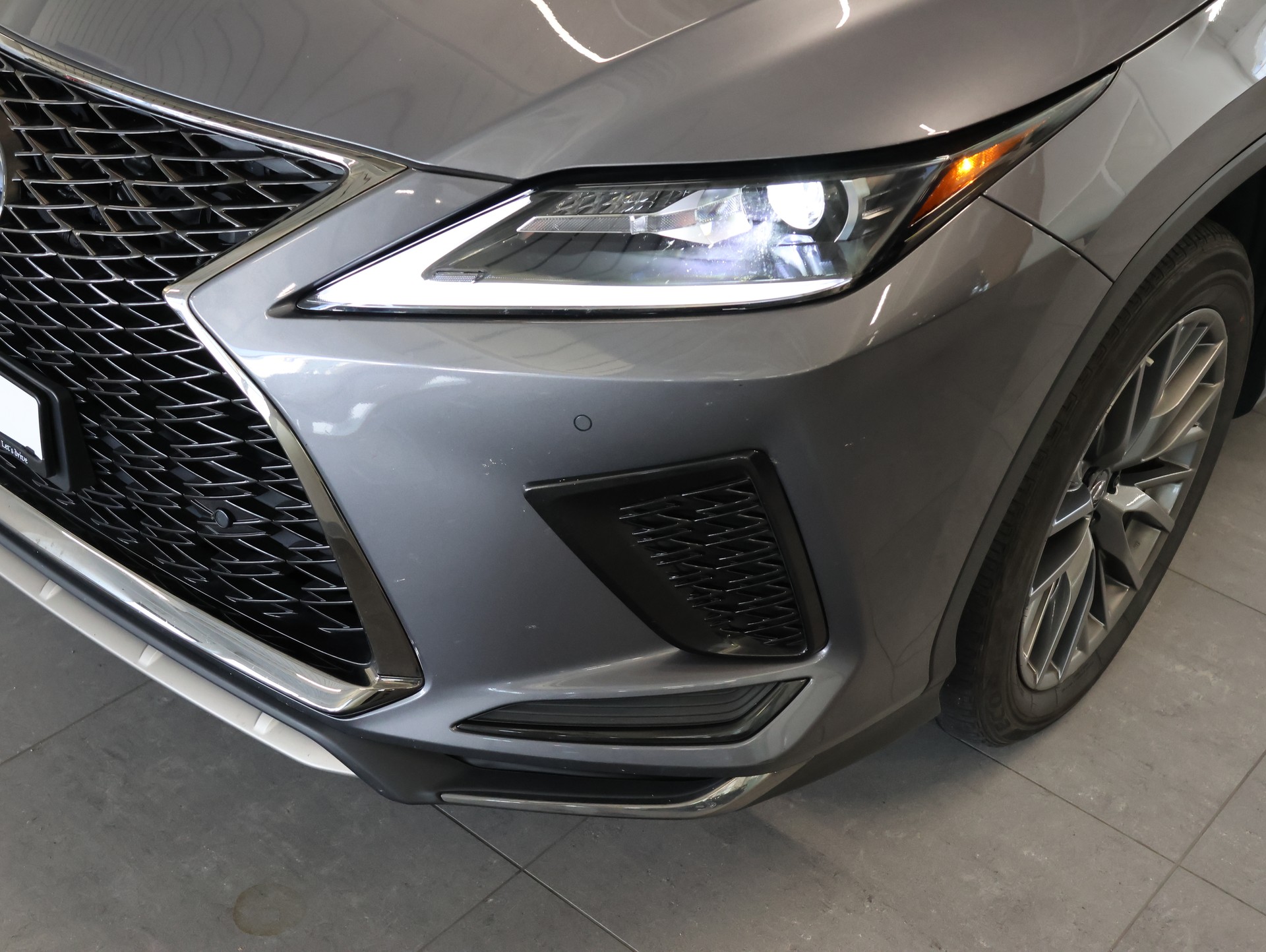 LEXUS RX 450h Diamond comfort AWD CVT *Lexus Analoguhr* Rückfahrkamera* *Sitzheizung*-image-8