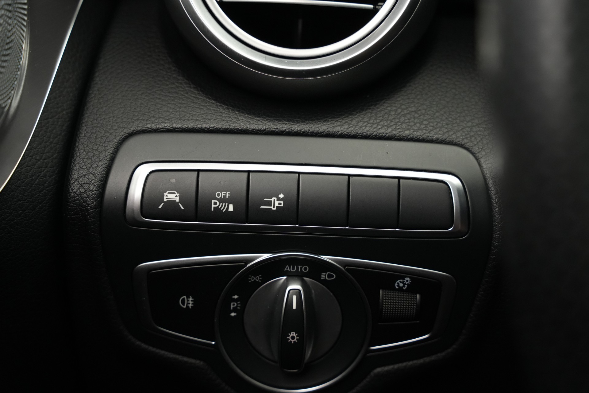 MERCEDES-BENZ C 43 AMG 4Matic 9G-tronic *CH-Fahrzeug* *Performance Sitze* *Burmester*-image-29