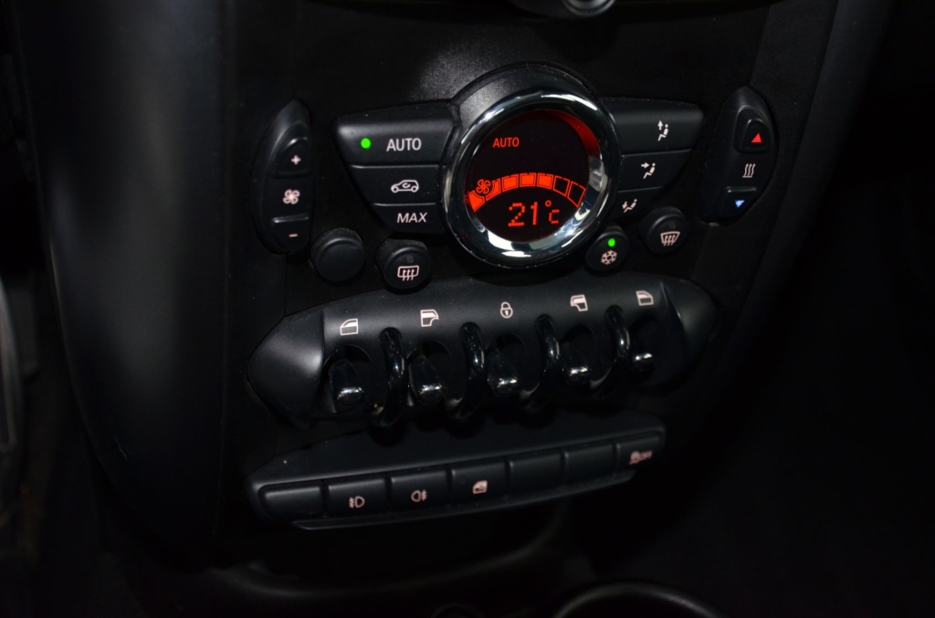 MINI Countryman Cooper S ALL4-image-18