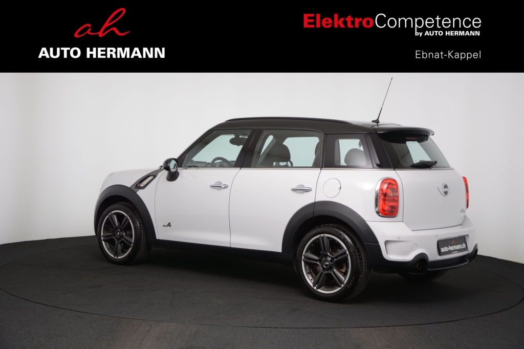 MINI Countryman Cooper S ALL4-image-4