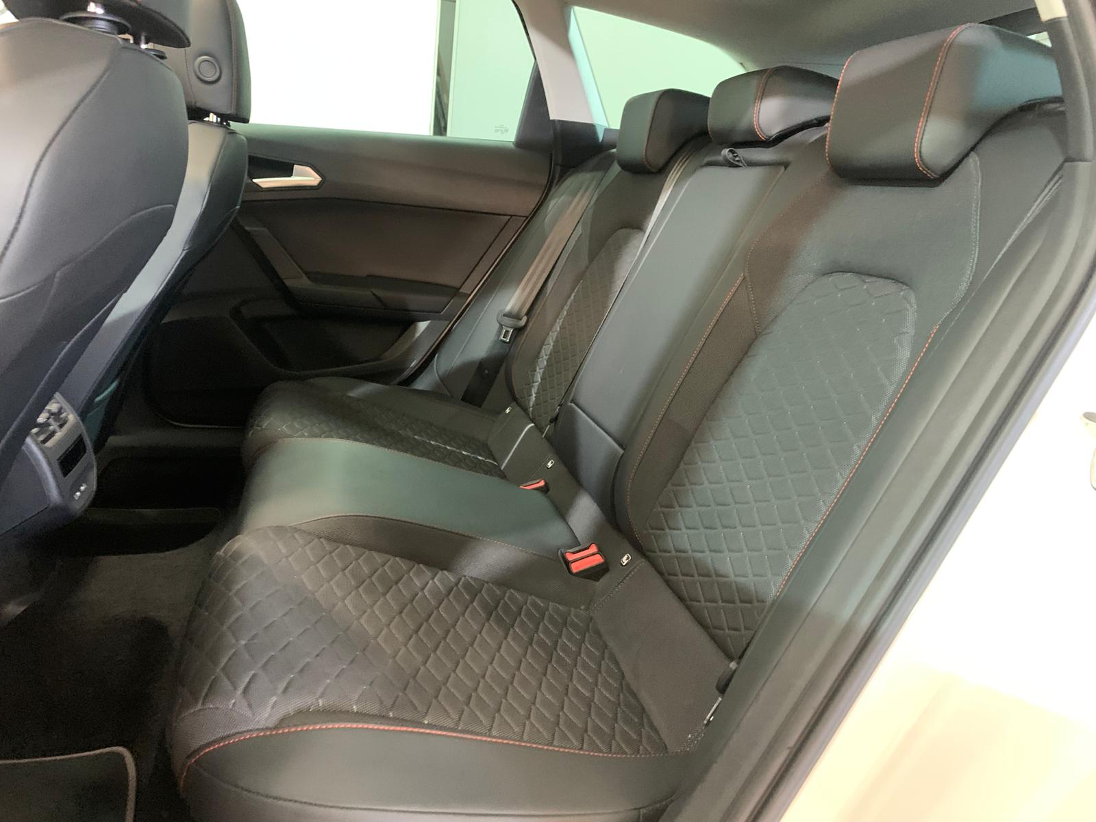 CUPRA ST 2.0 TSI 190 PS-image-9